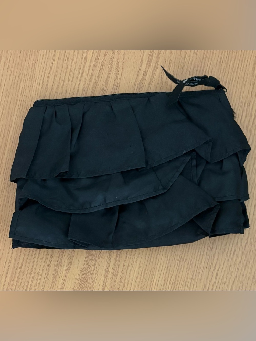 31 Gifts Tiered Ruffle Pouch - NEW